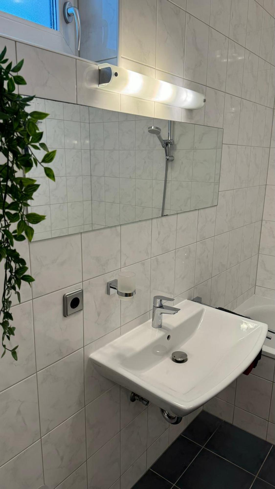City Apartement Linz Fuer 5 Gaeste Mit Self-Checkin Und Kueche Экстерьер фото