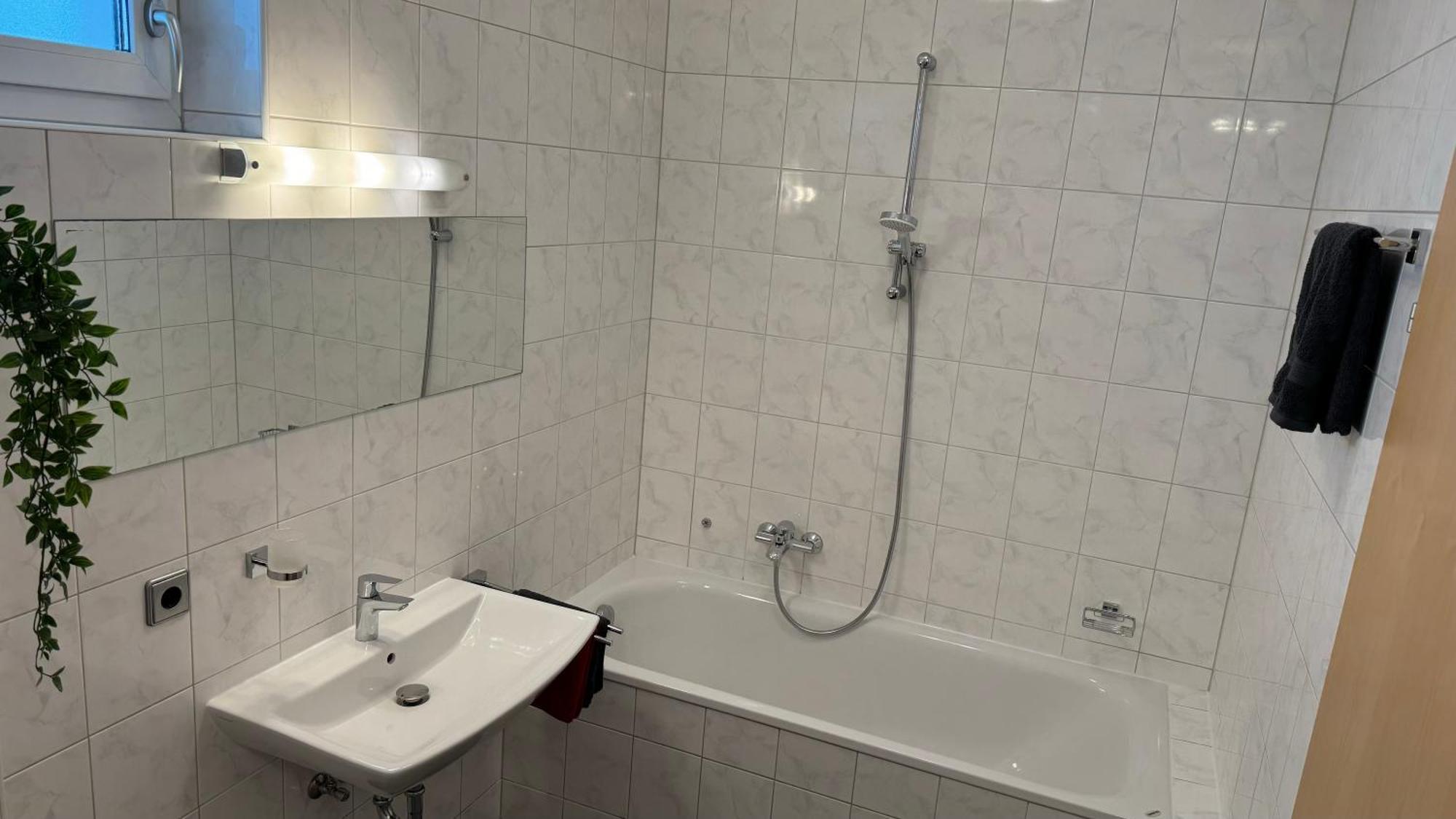 City Apartement Linz Fuer 5 Gaeste Mit Self-Checkin Und Kueche Экстерьер фото