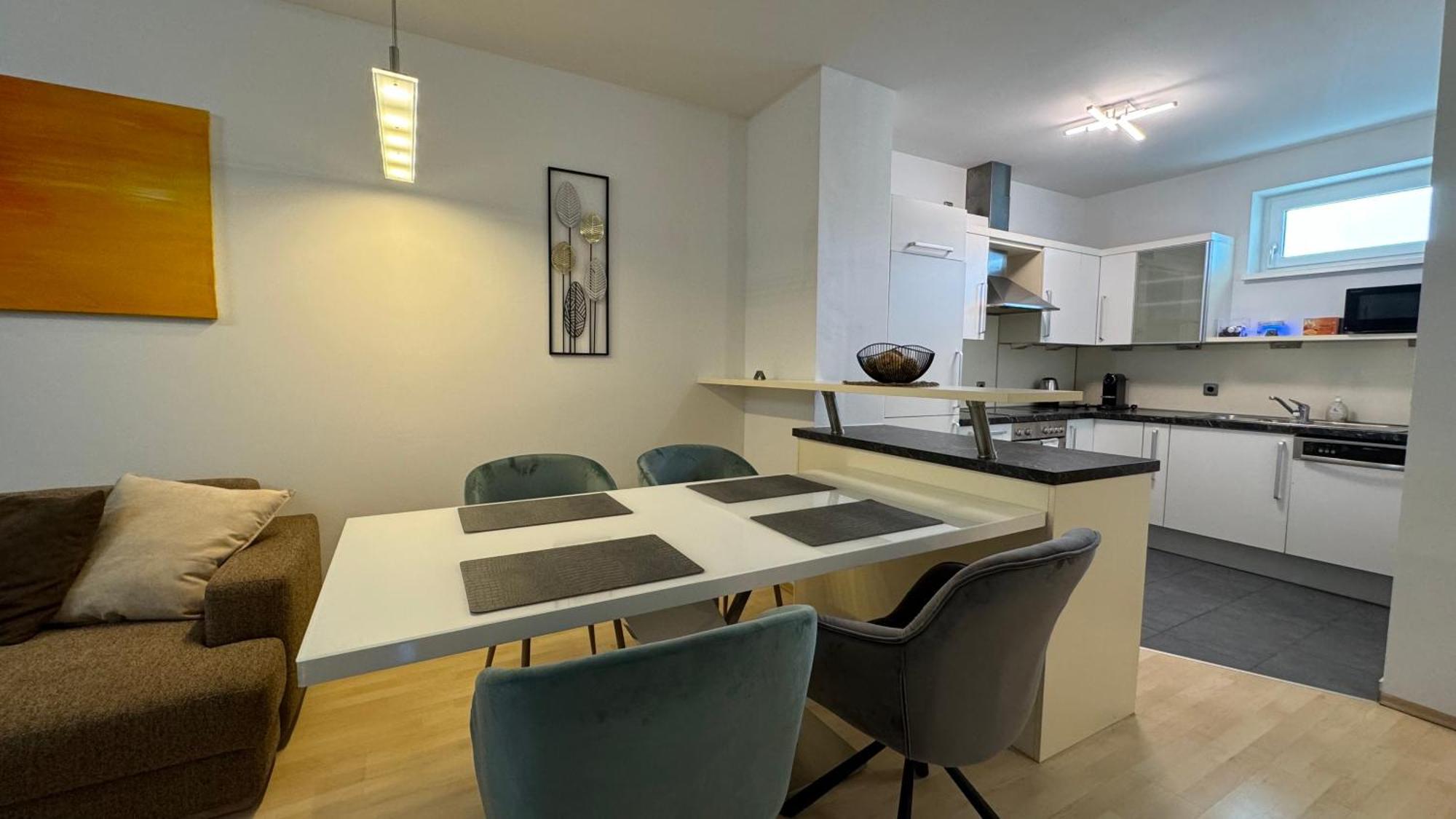 City Apartement Linz Fuer 5 Gaeste Mit Self-Checkin Und Kueche Экстерьер фото