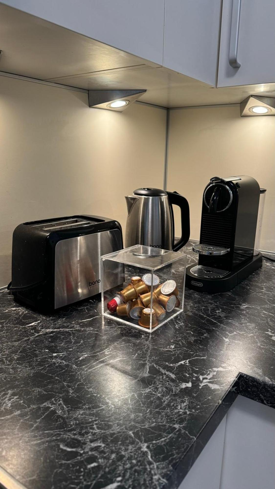 City Apartement Linz Fuer 5 Gaeste Mit Self-Checkin Und Kueche Экстерьер фото